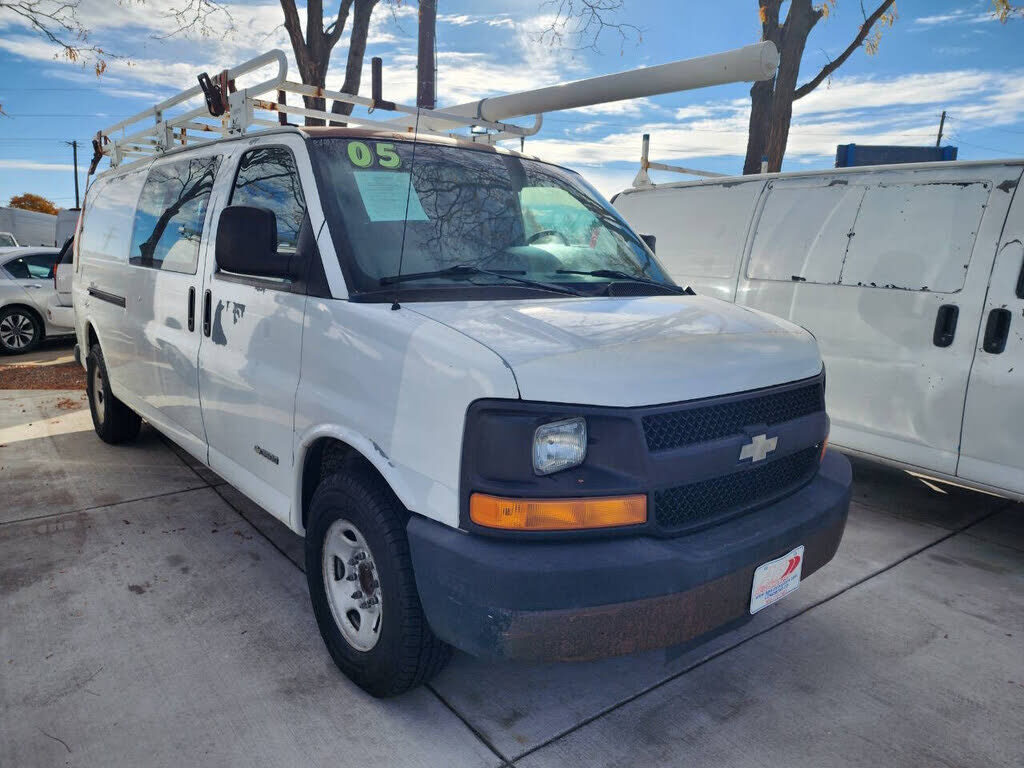 2005 CHEVROLET Express