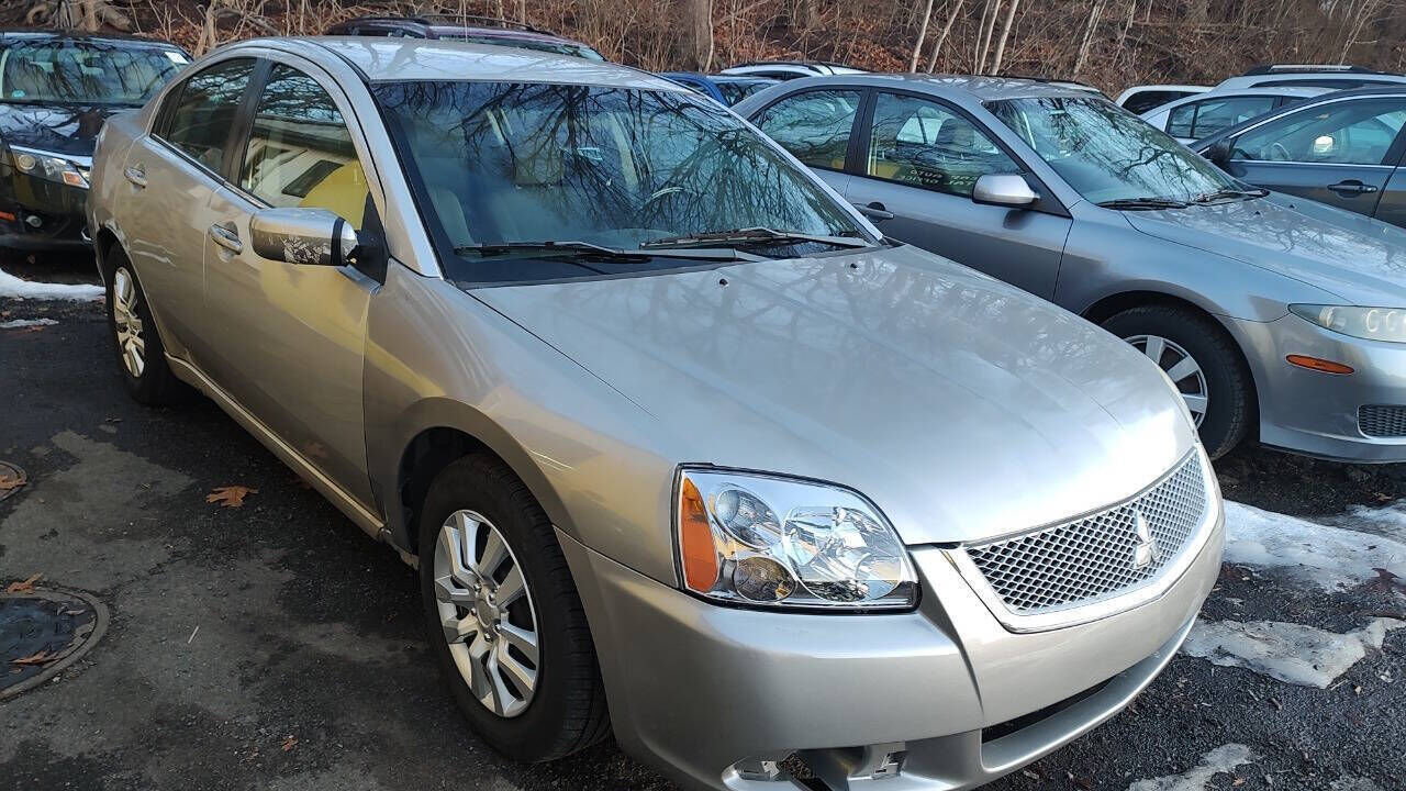 2011 MITSUBISHI Galant