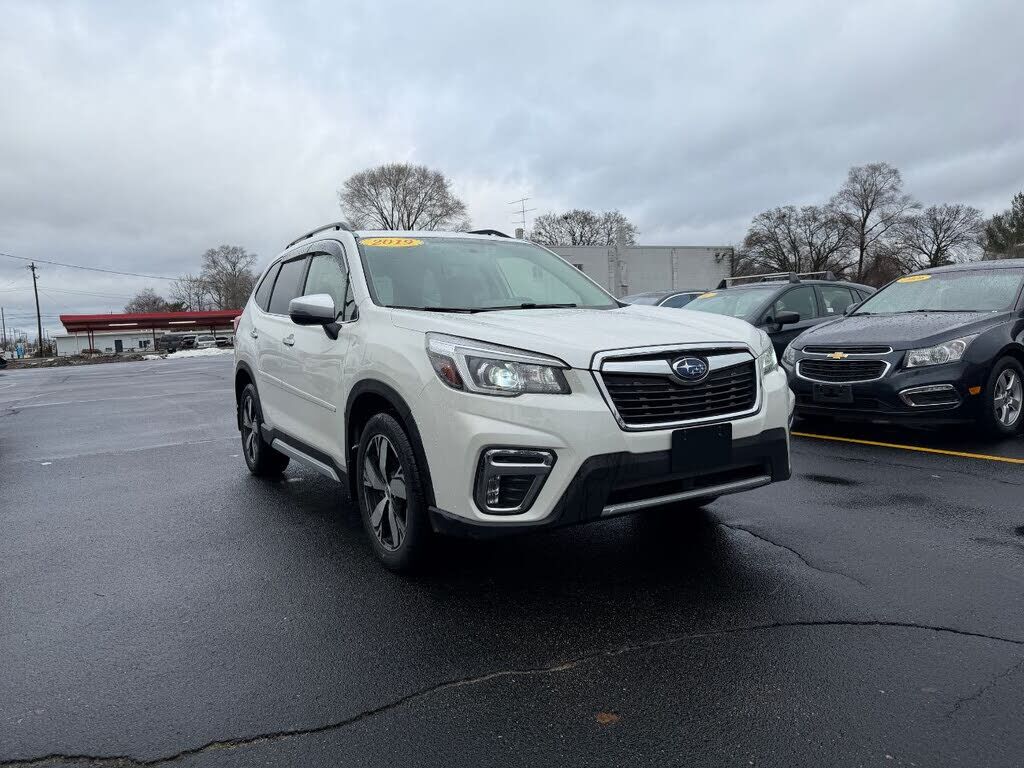2019 SUBARU Forester