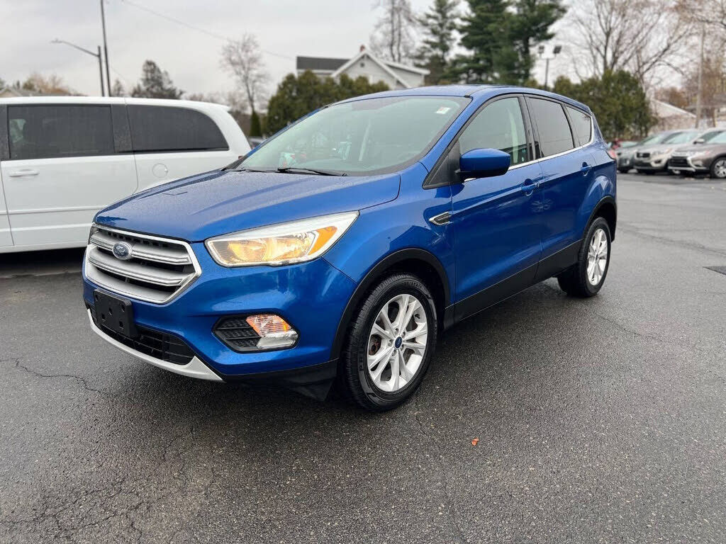 2017 FORD Escape