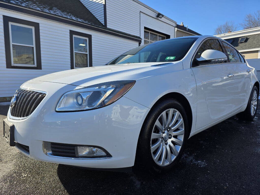 2013 BUICK Regal