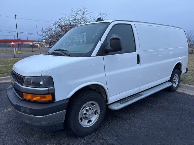 2024 CHEVROLET Express