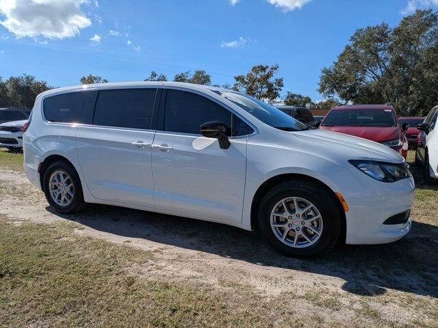 2026 CHRYSLER Voyager