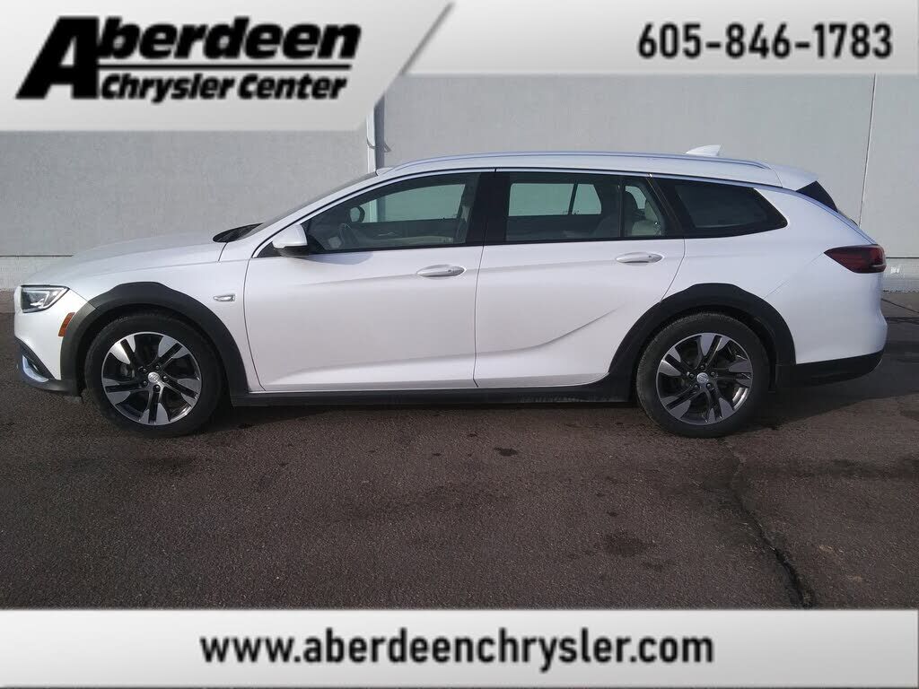 2018 BUICK Regal TourX