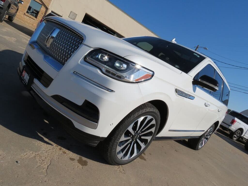 2023 LINCOLN Navigator