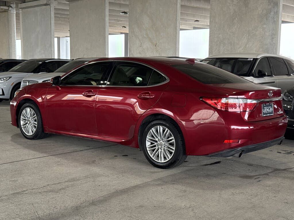 2015 Lexus ES