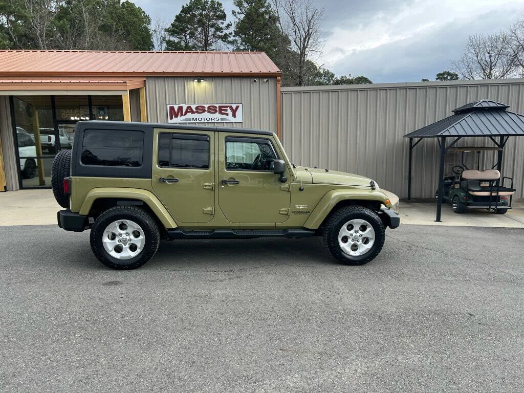 2013 JEEP Wrangler