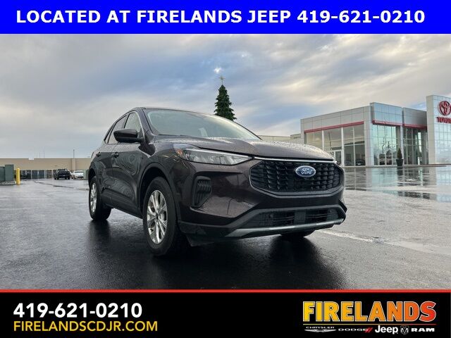 2023 FORD Escape
