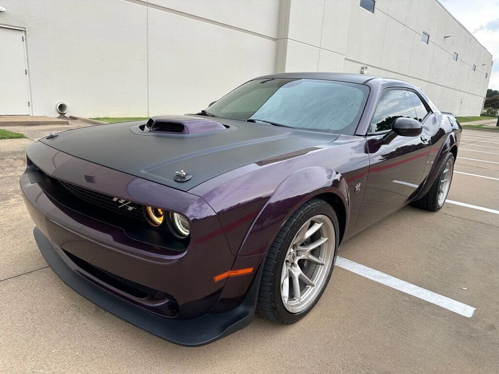 2020 DODGE Challenger