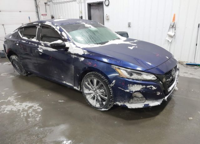 2021 NISSAN Altima