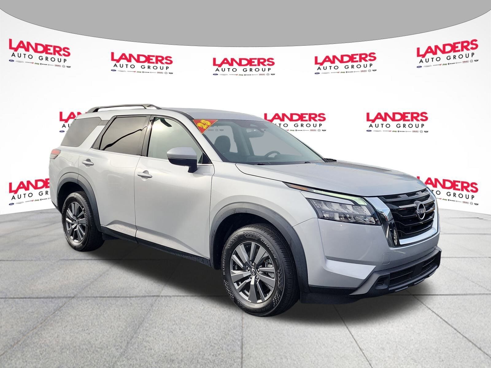 2023 NISSAN Pathfinder