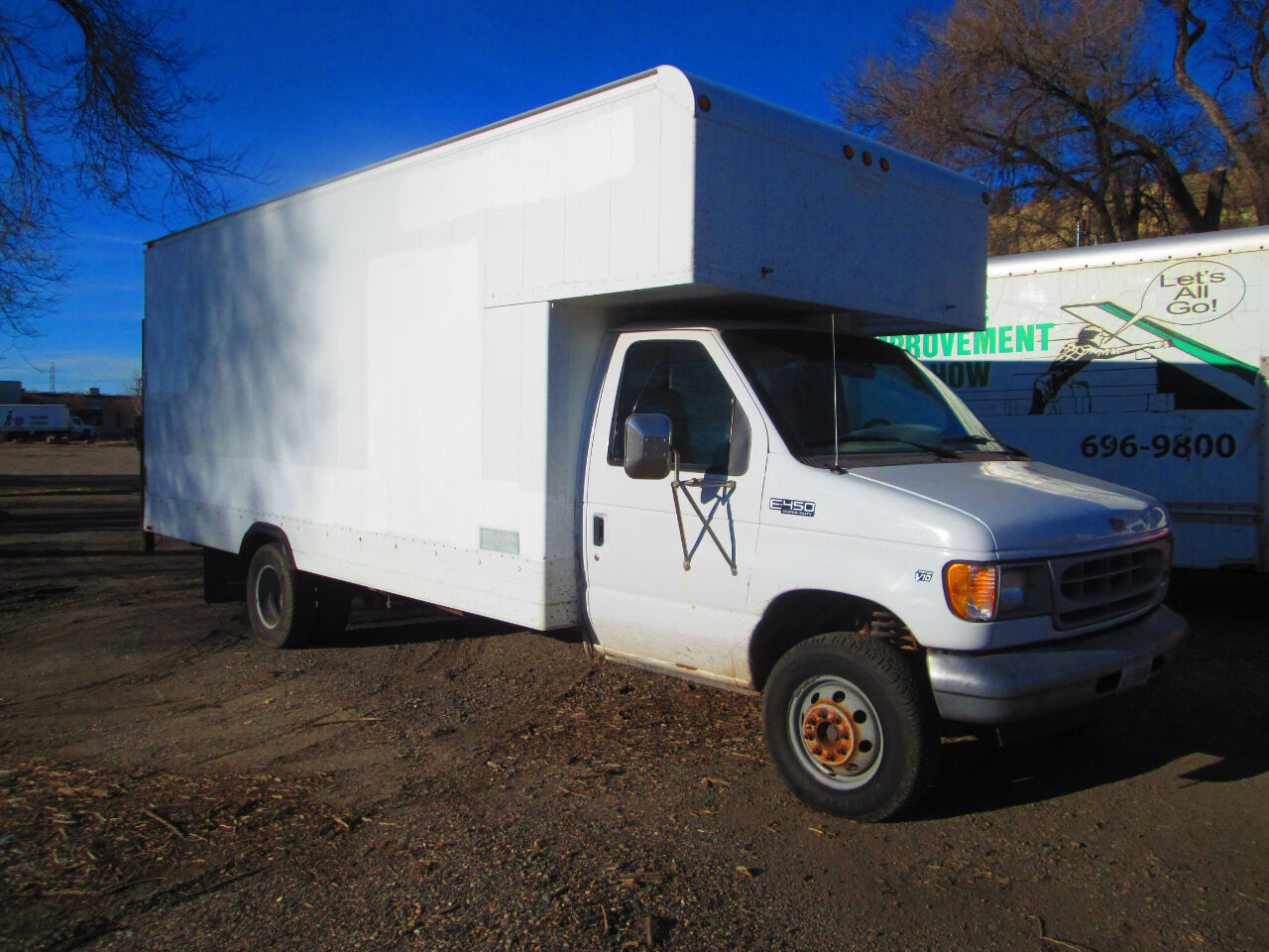 2002 FORD E-450