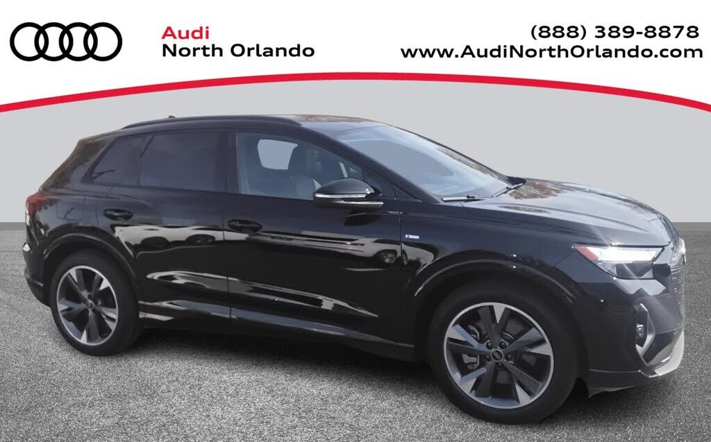2025 AUDI Q4