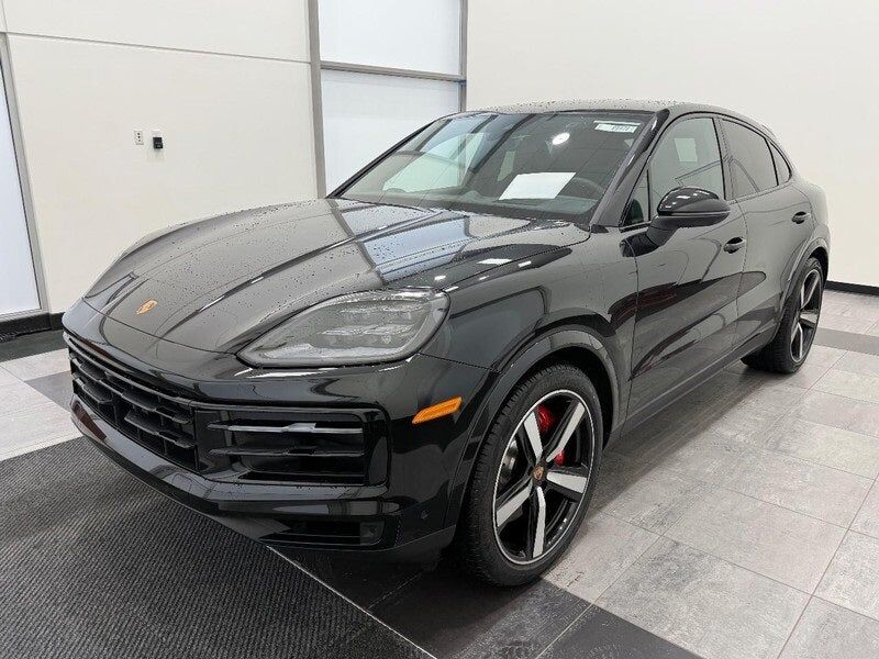 2026 PORSCHE Cayenne