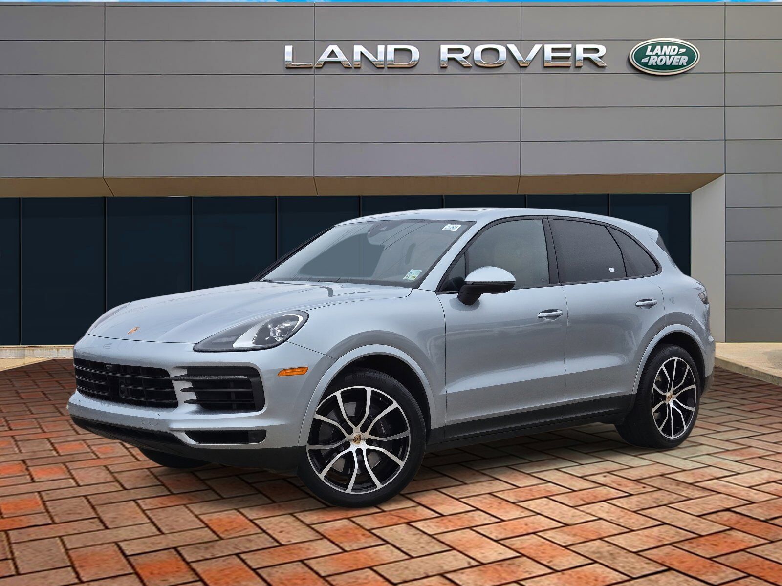 2023 PORSCHE Cayenne