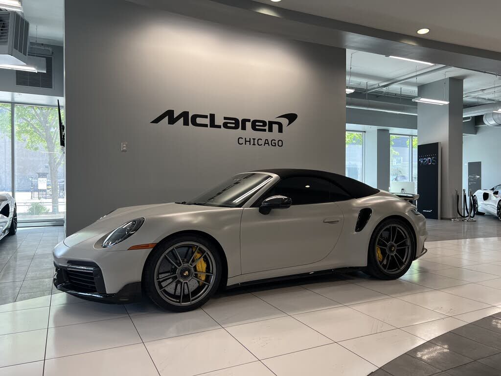 2022 PORSCHE 911