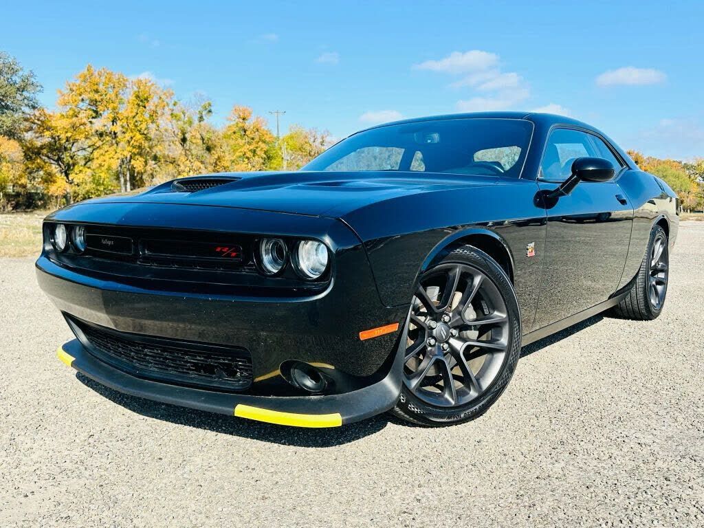 2020 DODGE Challenger