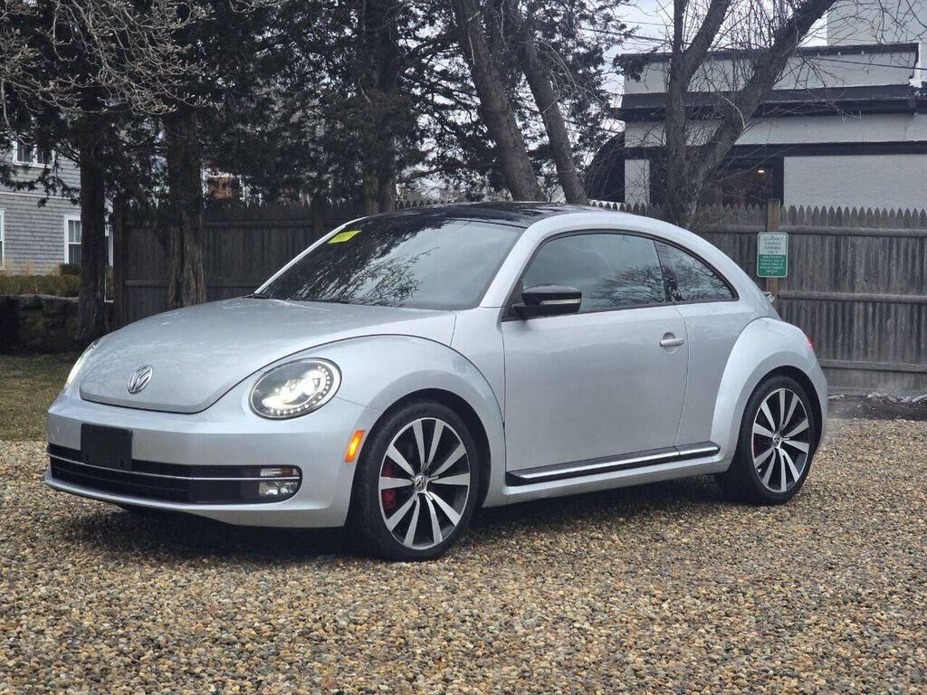 2012 VOLKSWAGEN Beetle