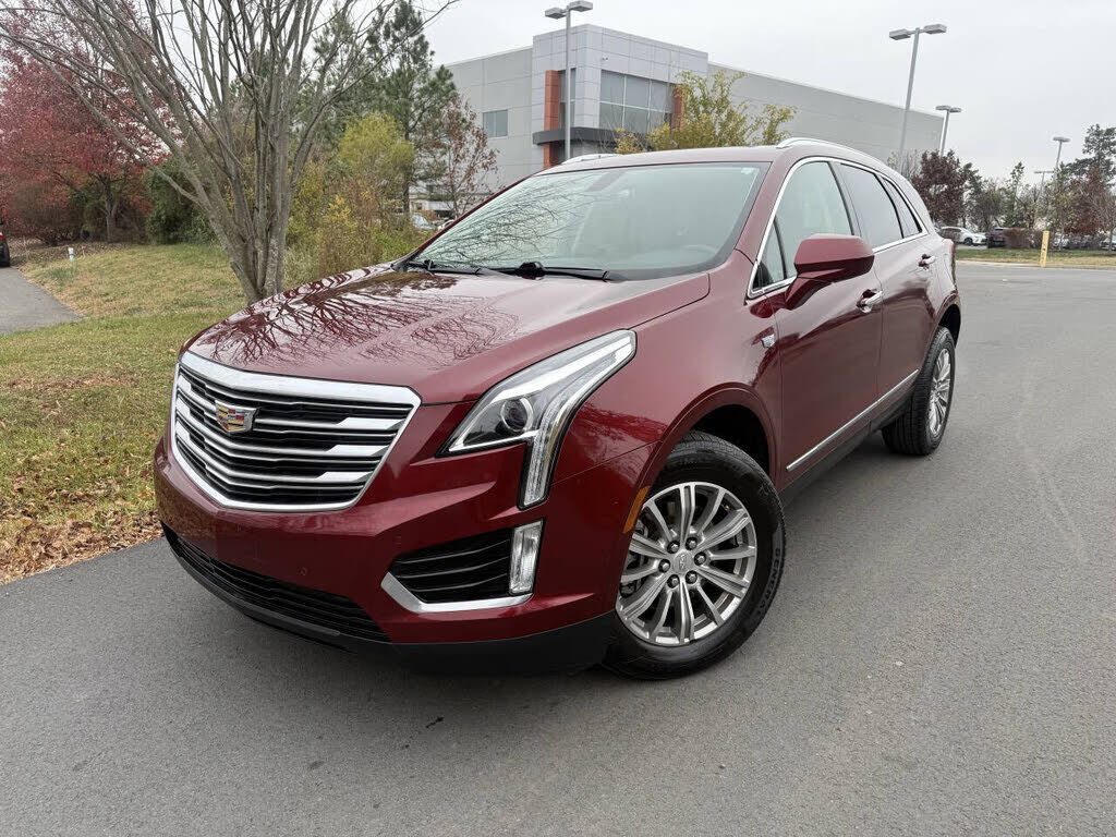 2017 CADILLAC XT5