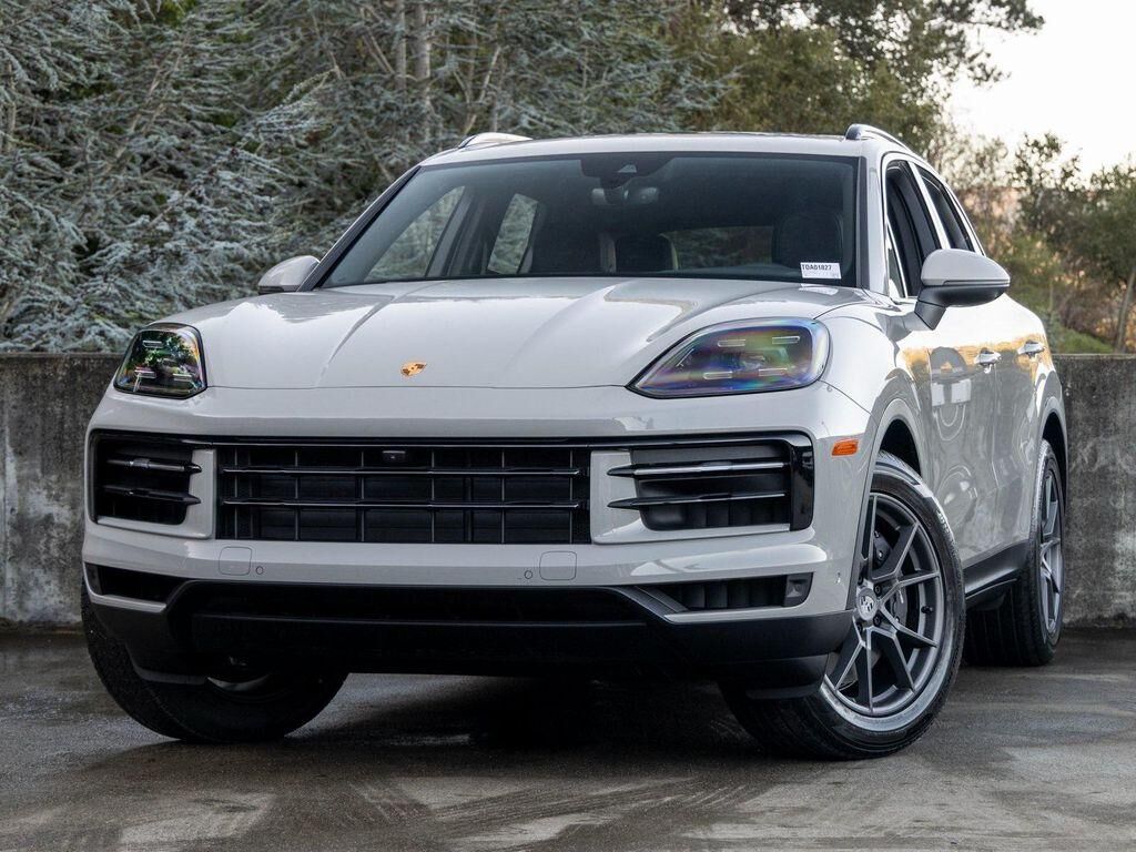 2026 PORSCHE Cayenne