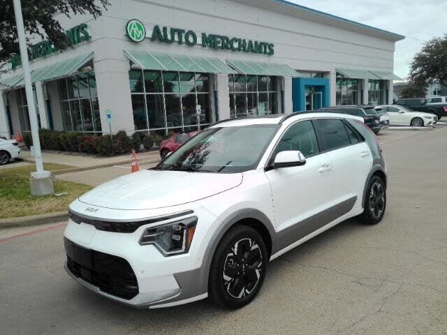 2023 KIA Niro