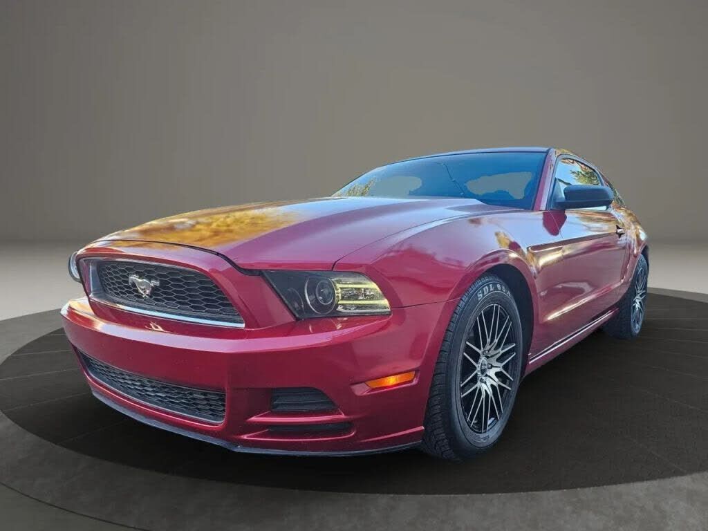 2013 FORD Mustang