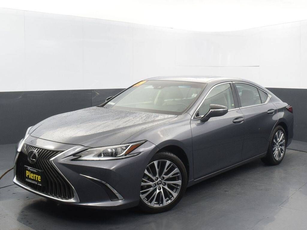 2019 LEXUS ES