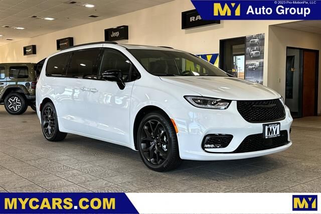 2026 CHRYSLER Pacifica