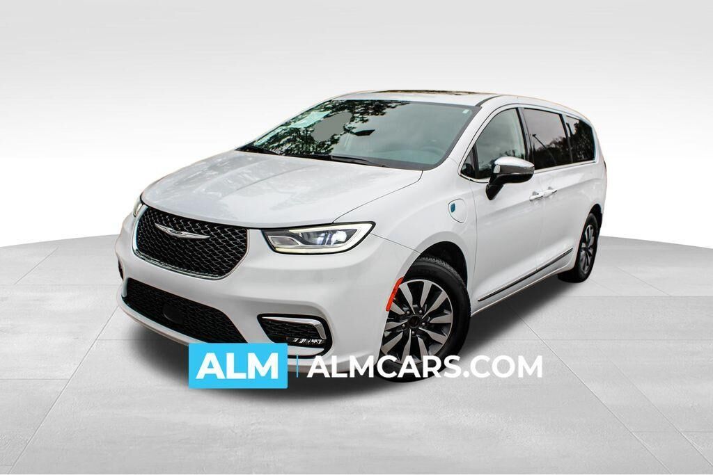 2023 CHRYSLER Pacifica