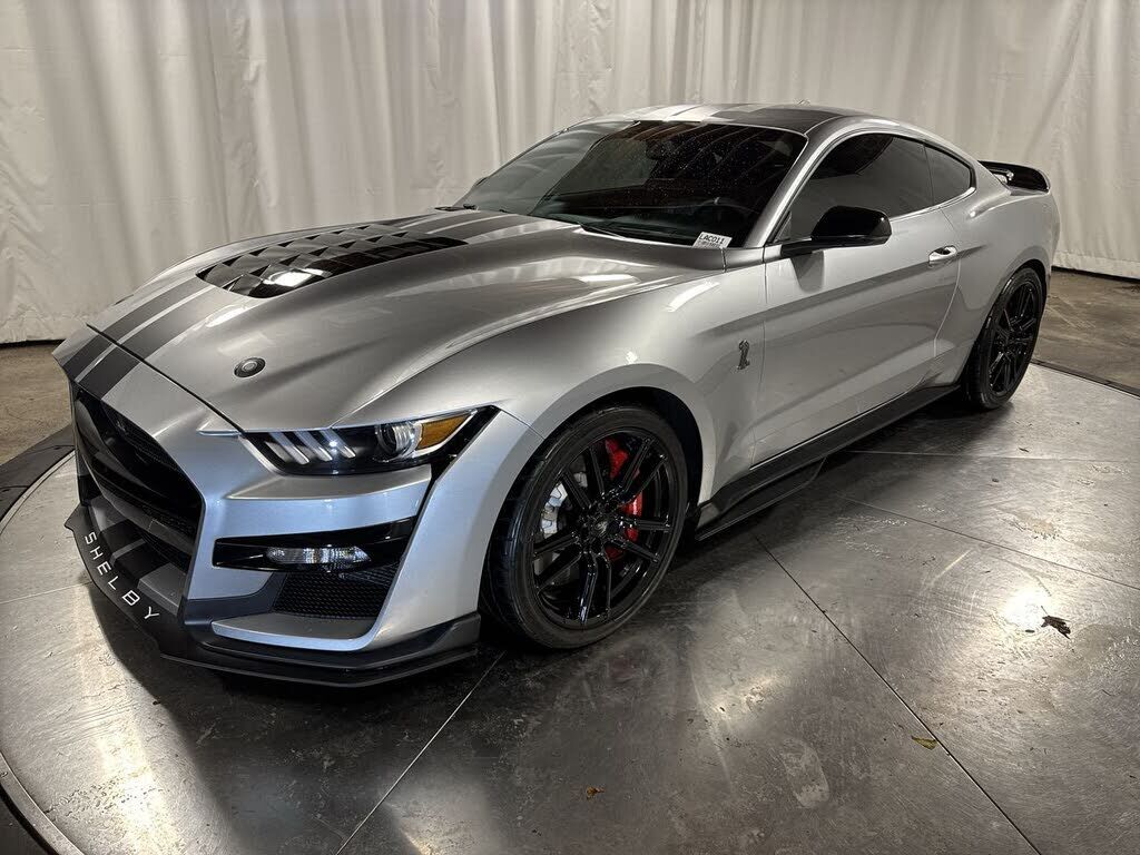 2020 FORD Mustang