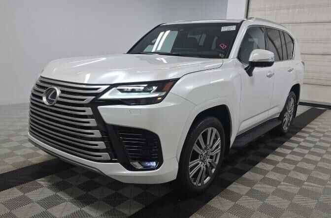 2022 LEXUS LX