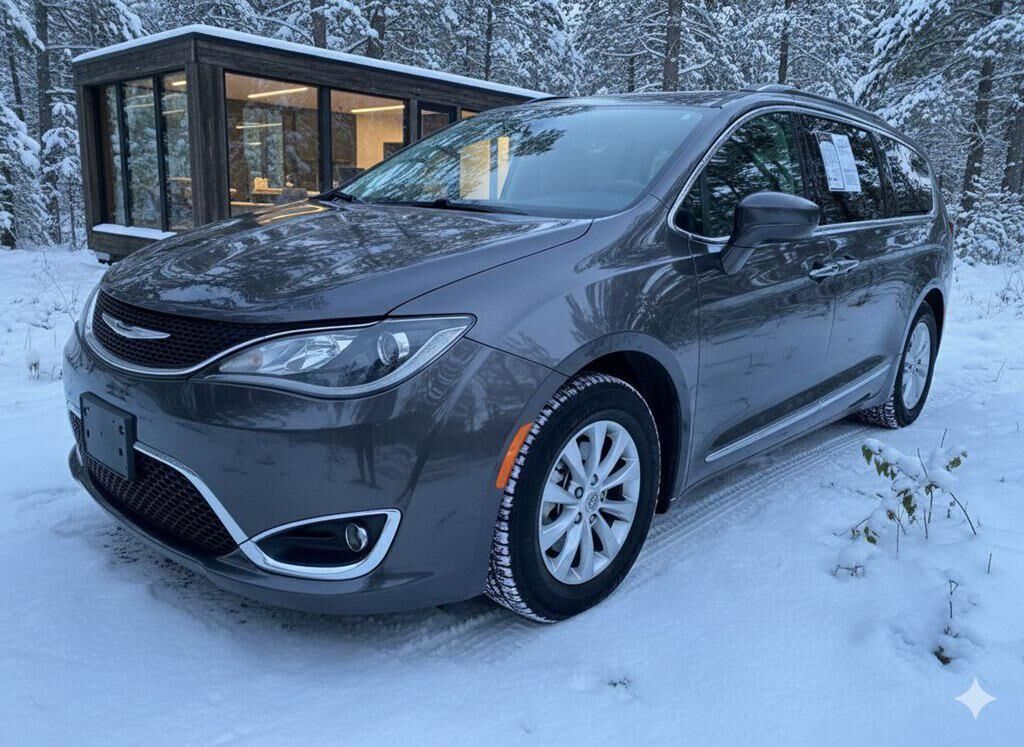 2019 CHRYSLER Pacifica