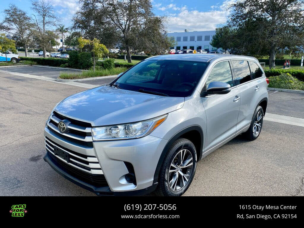 2017 TOYOTA Highlander
