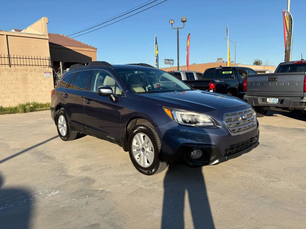 2017 SUBARU Outback