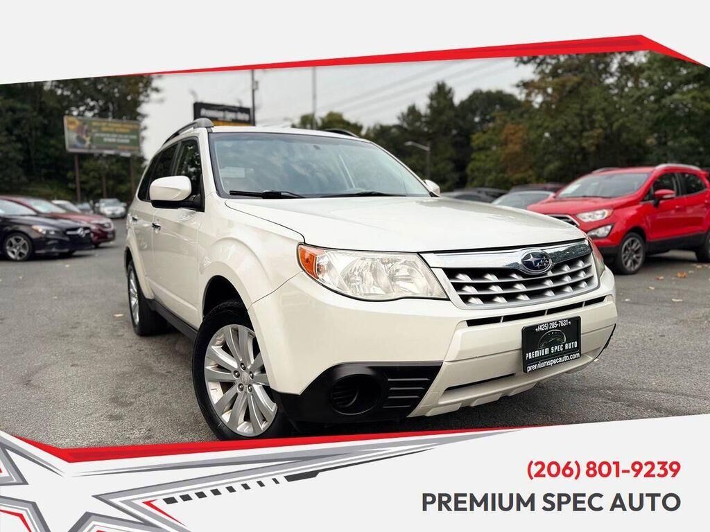 2013 SUBARU Forester