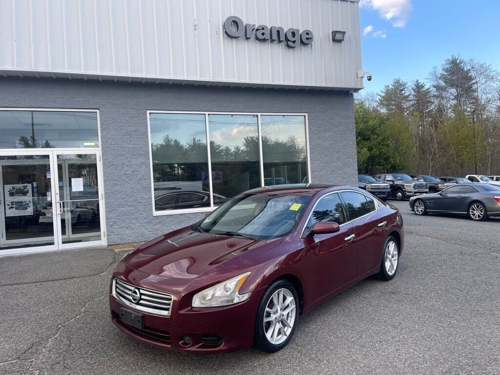 2013 NISSAN Maxima