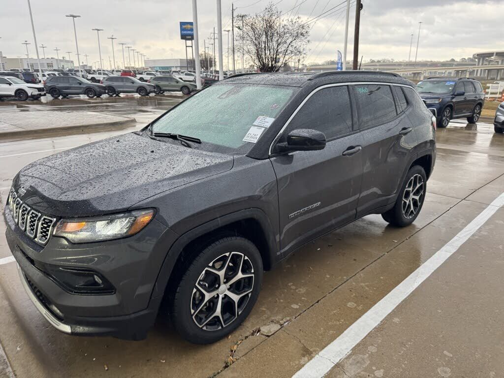 2024 JEEP Compass