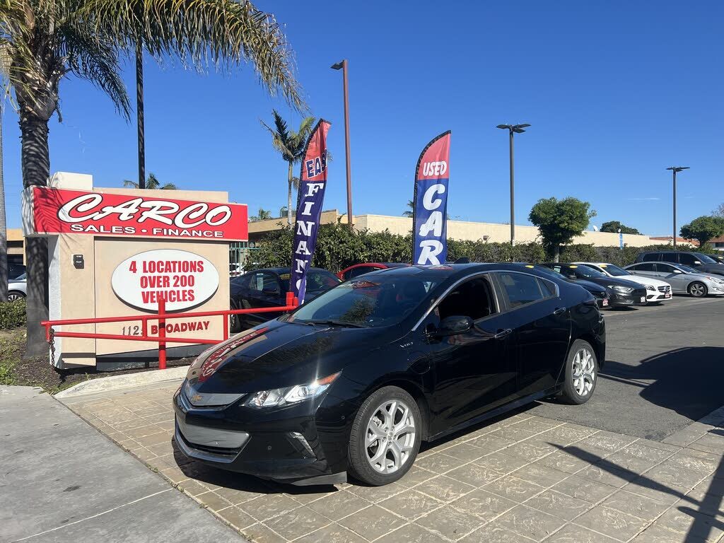 2017 CHEVROLET Volt