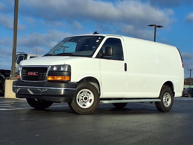 2024 GMC Savana