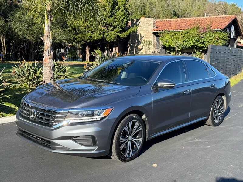 2022 VOLKSWAGEN Passat