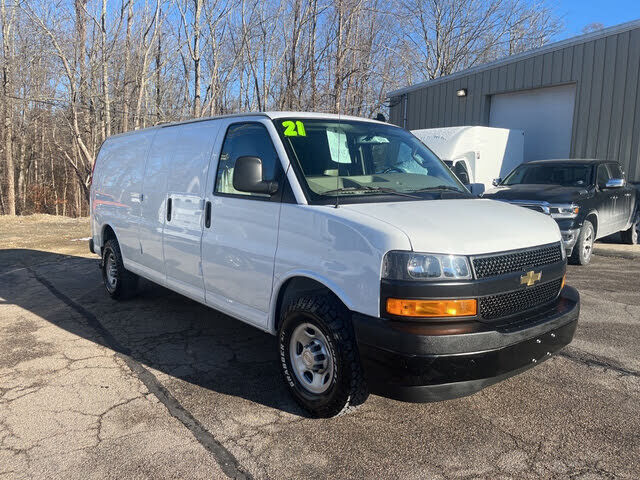 2021 CHEVROLET Express