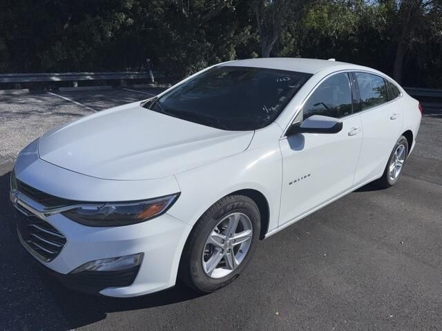 2024 CHEVROLET Malibu