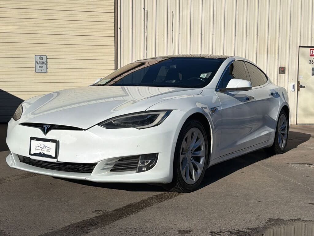 2019 TESLA Model S