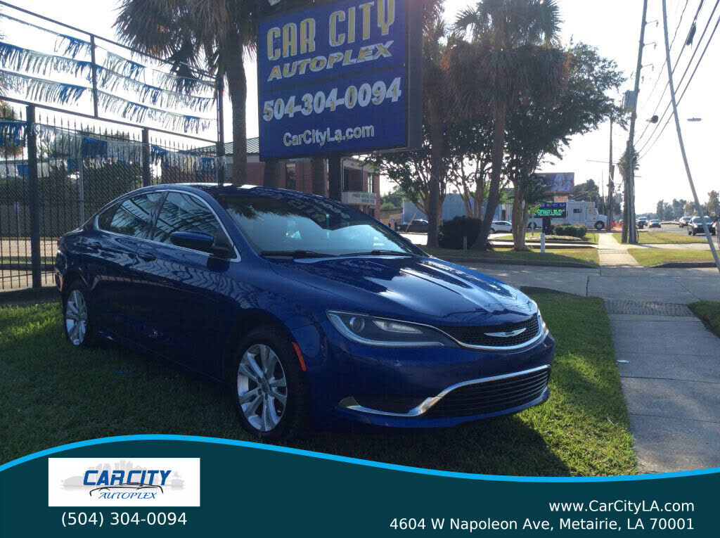 2017 CHRYSLER 200