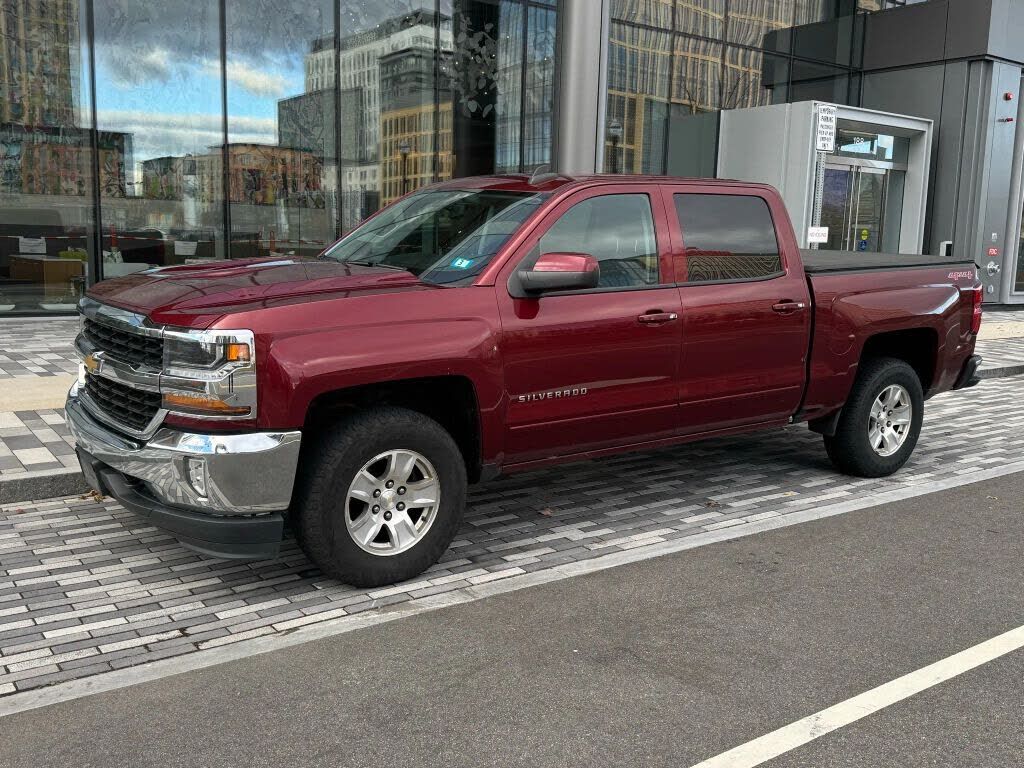 2017 CHEVROLET Silverado