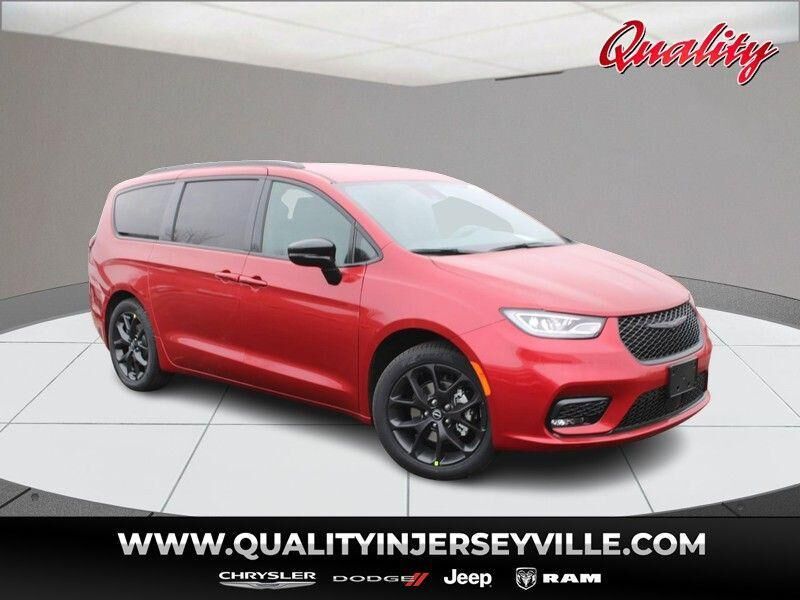 2026 CHRYSLER Pacifica