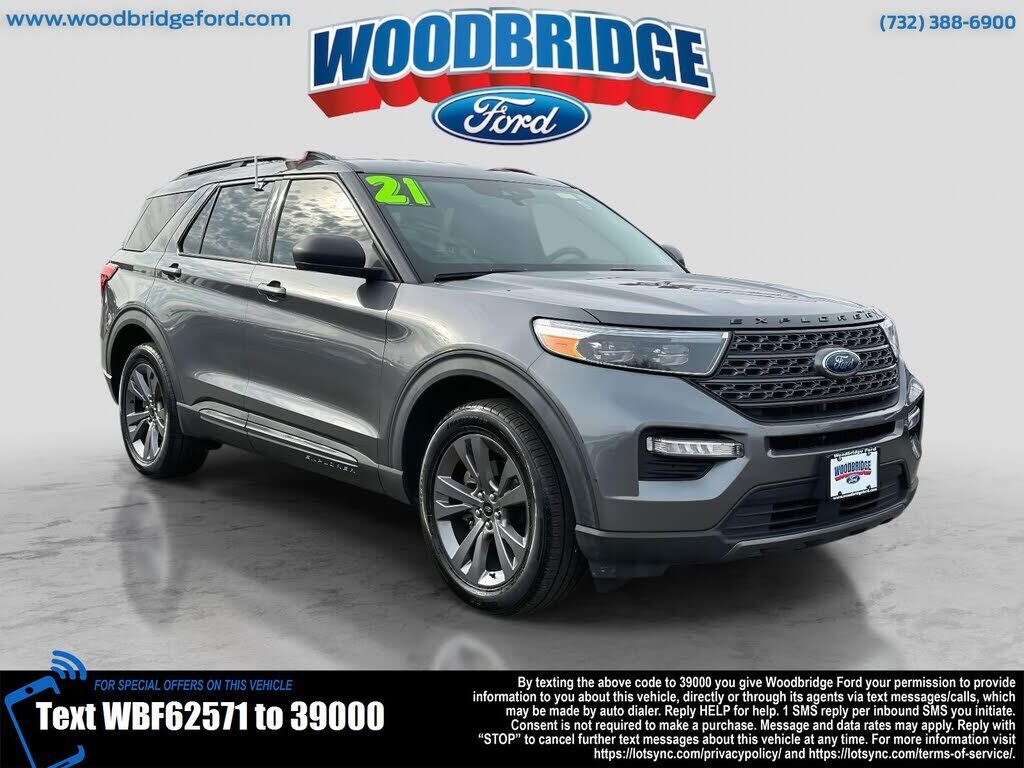 2021 FORD Explorer