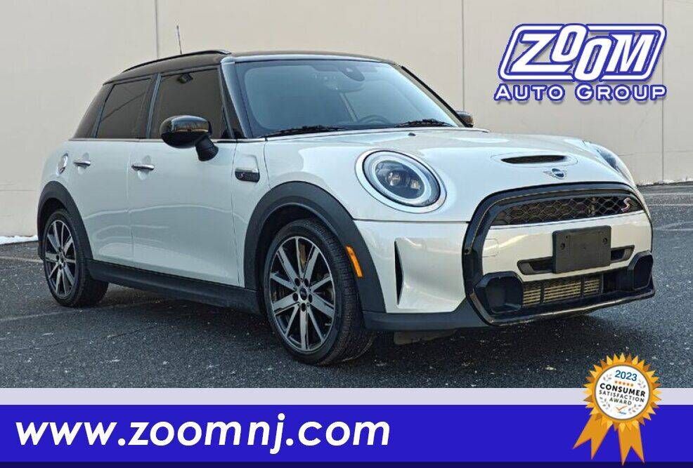 2023 MINI Hardtop