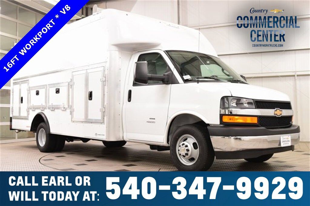 2025 CHEVROLET Express
