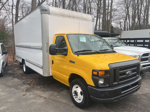 2016 FORD E-350